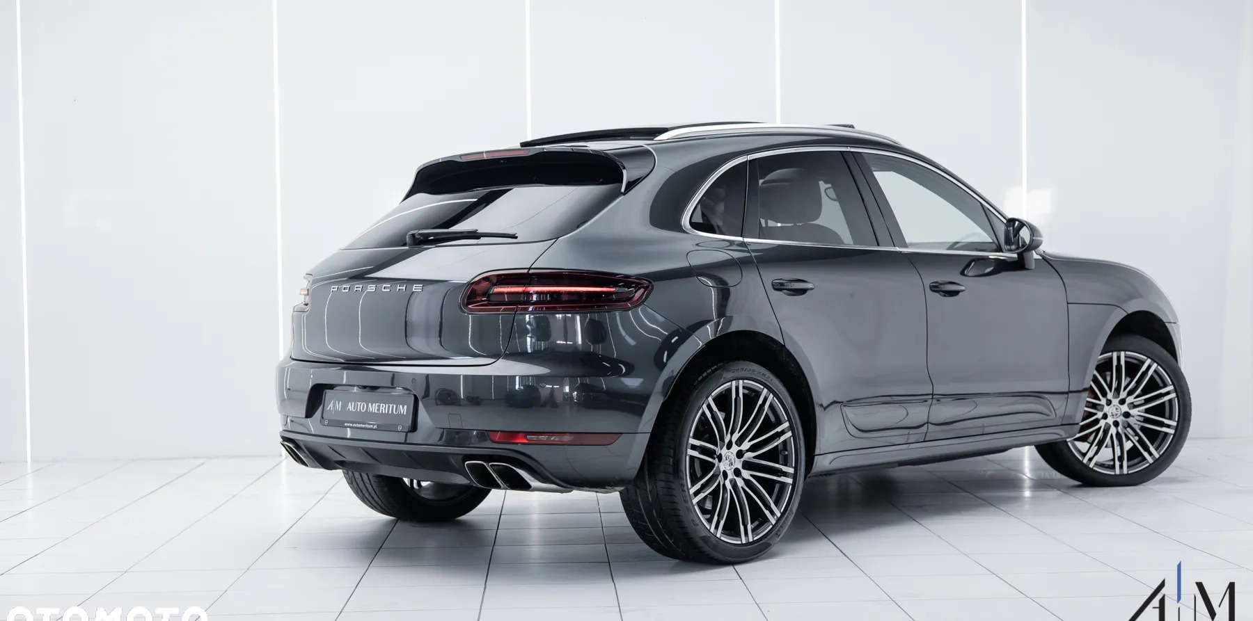 Porsche Macan cena 199900 przebieg: 161800, rok produkcji 2017 z Ciężkowice małe 326